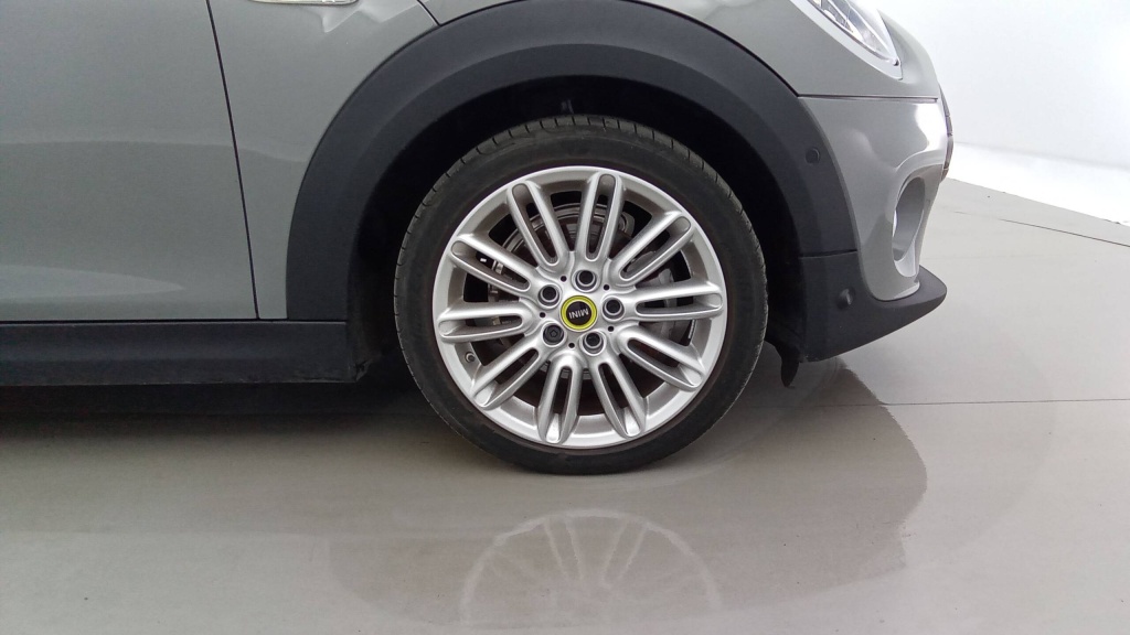 MINI Hatch Finition Yours 3 PORTES COOPER SE 184 YOURS +TOIT - ref: 5-1280157 - Photo 11