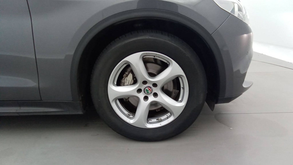 ALFA ROMEO Stelvio Super D150 AT8 SUPER +CUIR +GPS - ref: 5-1289235 - Photo 11