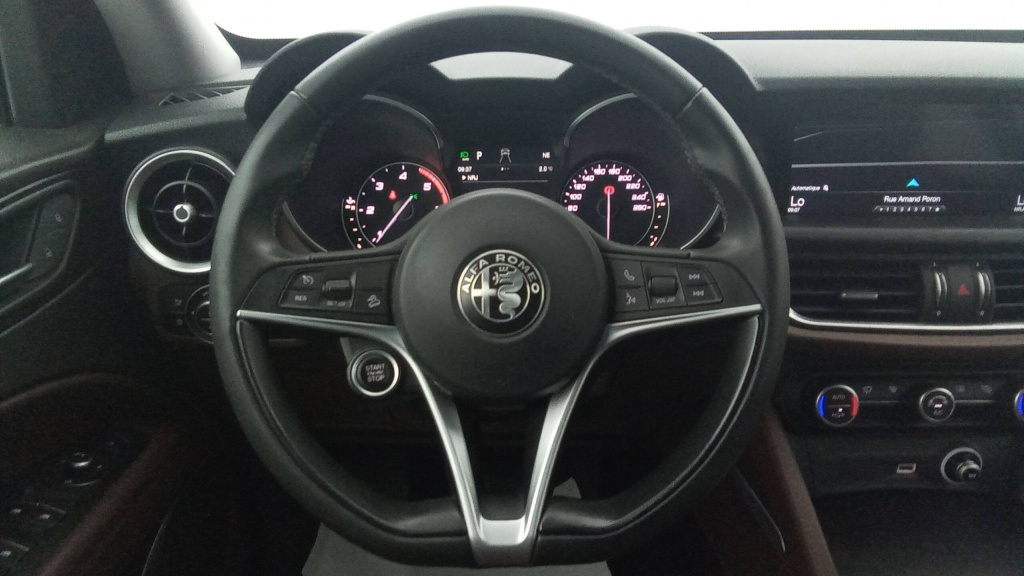 ALFA ROMEO Stelvio Super D150 AT8 SUPER +CUIR +GPS - ref: 5-1289235 - Photo 12