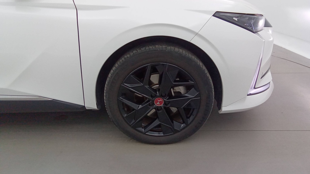 DS DS4 Performance Line HYBRIDE E-TENSE 225 EAT8 - PERFORMANCE LINE DS IRIS - ref: 5-1298698 - Photo 11