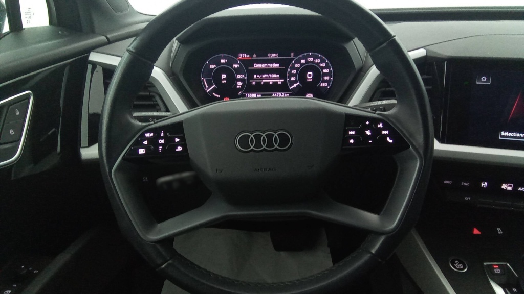 AUDI Q4 E-Tron Design 40 204 82 KWH DESIGN - ref: 5-1306772 - Photo 12