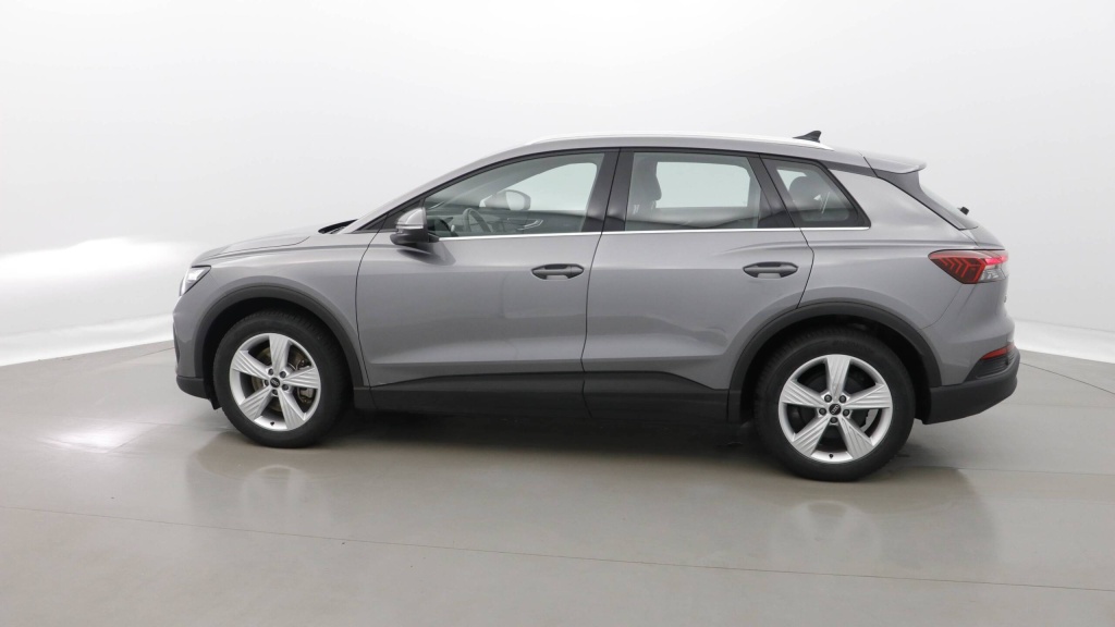 AUDI Q4 E-Tron Design 40 204 82 KWH DESIGN - ref: 5-1306772 - Photo 3