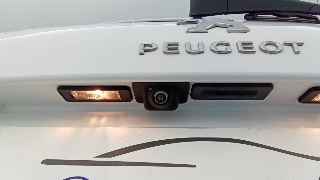 PEUGEOT 308 Allure PURETECH 130 ALLURE - ref: 5-1307317 - Photo 12