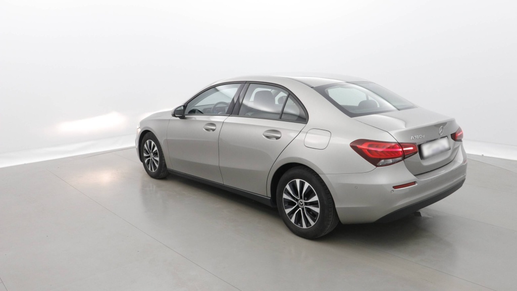 MERCEDES Classe E Style Line CLASSE A 180D STYLE +GPS +CAMERA - ref: 5-1307502 - Photo 4