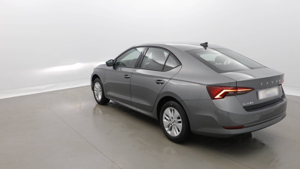 SKODA Octavia Ambition 1.0 TSI MHEV E-TEC 110 DSG7 AMBITION +GPS +CAMERA - ref: 5-1319478 - Photo 4