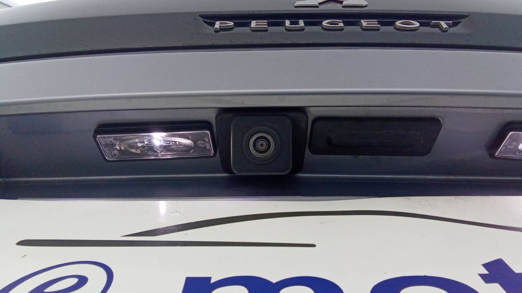 PEUGEOT 3008 Active Pack PURETECH 130 EAT8 ACTIVE PACK +GPS - ref: 5-1324140 - Photo 12