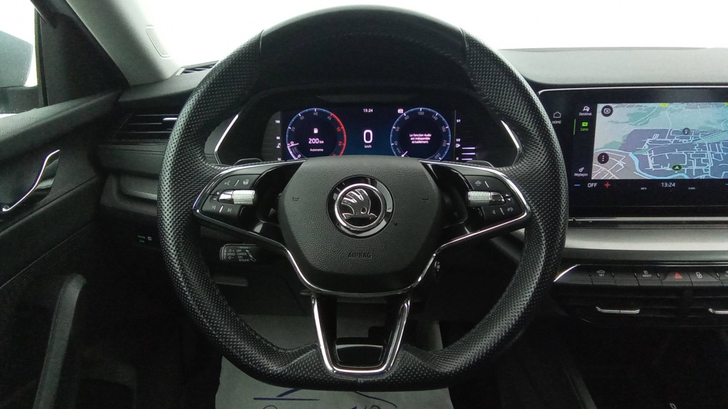 SKODA Octavia Combi Ambition 2.0 TDI 150 DSG7 AMBITION +CAMERA +PDC AR/AV - ref: 5-1332990 - Photo 13