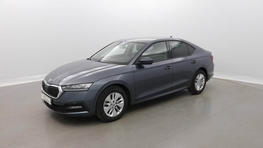 SKODA Octavia Ambition 2.0 TDI 150 DSG7 AMBITION +CAMERA +PDC AR/AV - ref: 5-1341161 - Photo 20