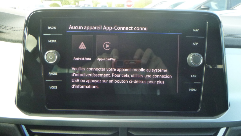 VOLKSWAGEN T-Roc VW Edition TDI 150 DSG7 VW EDITION +SIEGES AV CHAUFFANTS +ALARME - ref: 5-1359681 - Photo 20