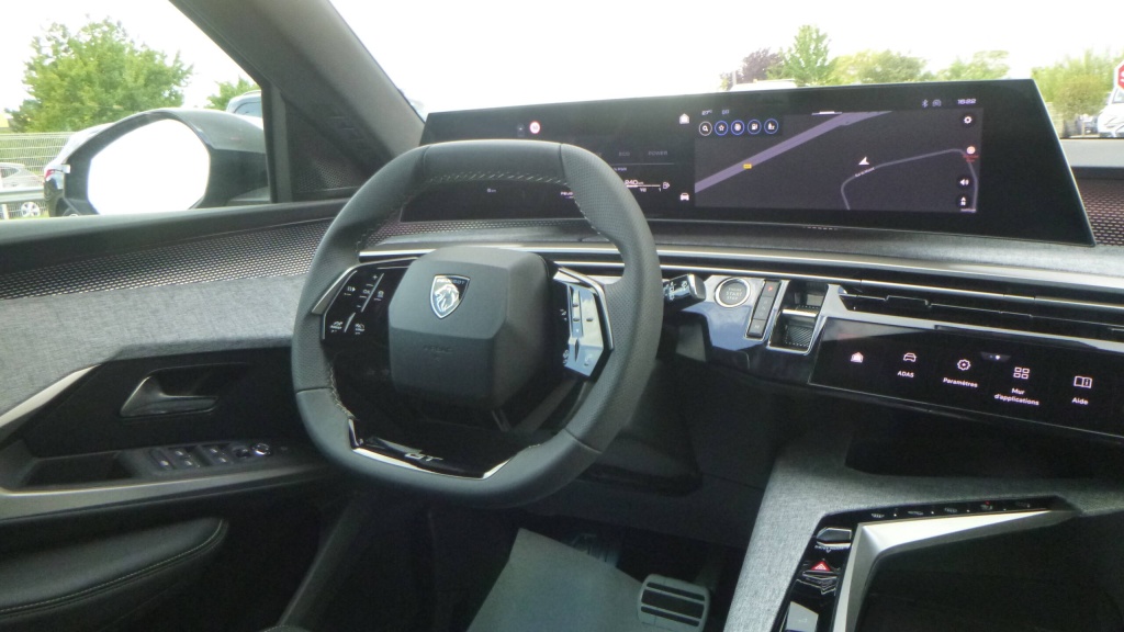 PEUGEOT 5008 GT HYBRID 145 E-DCS6 GT +PACK 360 - ref: 5-1363383 - Photo 15