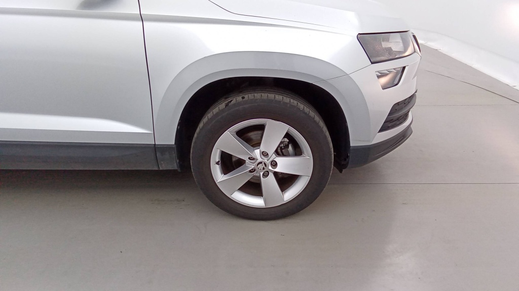 SKODA Karoq Ambition 1.5 TSI 150 DSG7 AMBITION +CAMERA - ref: 5-1368541 - Photo 11