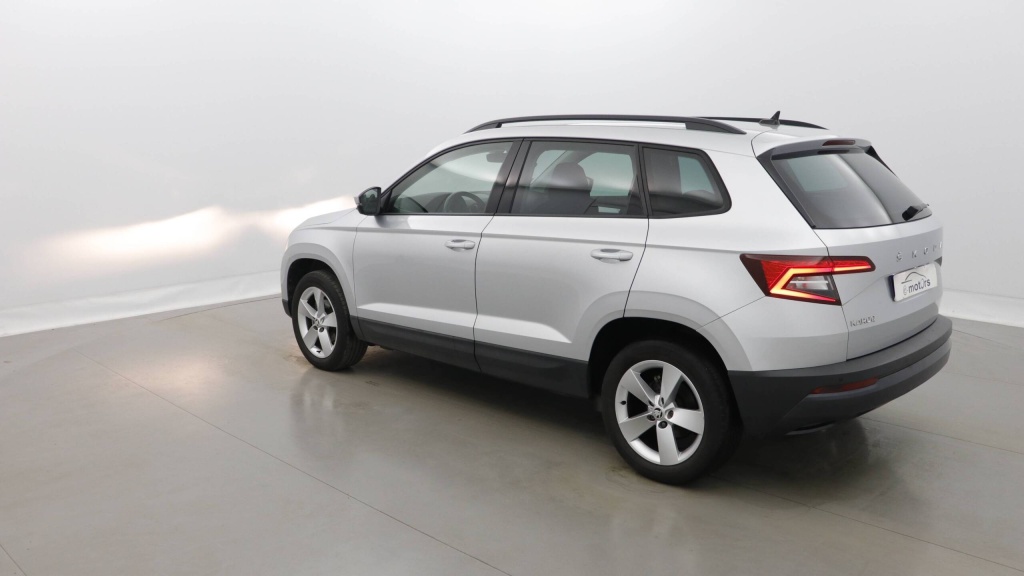 SKODA Karoq Ambition 1.5 TSI 150 DSG7 AMBITION +CAMERA - ref: 5-1368541 - Photo 4