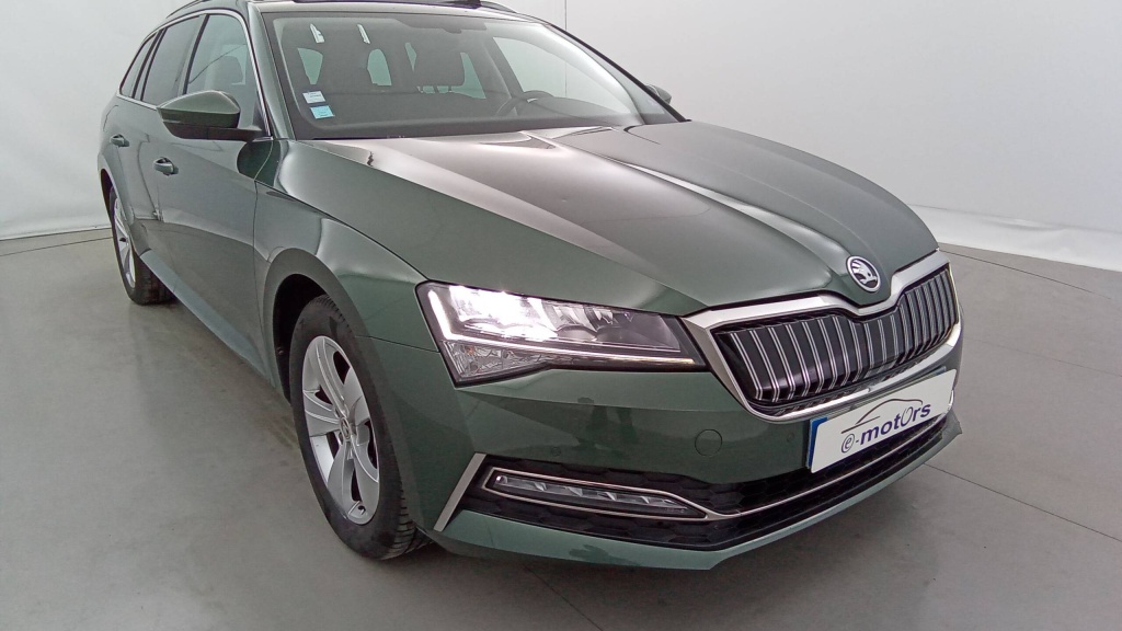 SKODA SuperbCombi Business 1.4 TSI PHEV 218 DSG6 +TOIT - ref: 5-1368750 - Photo 9