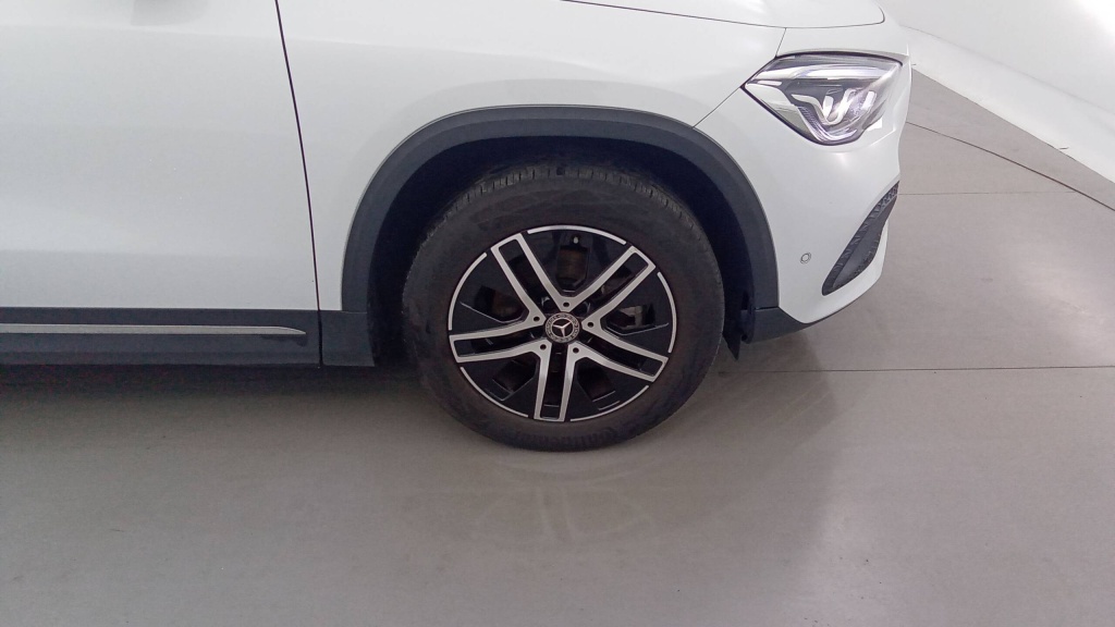 MERCEDES GLA Progressive Line 200 D 8G-DCT PROGRESSIVE LINE - ref: 5-1370743 - Photo 11