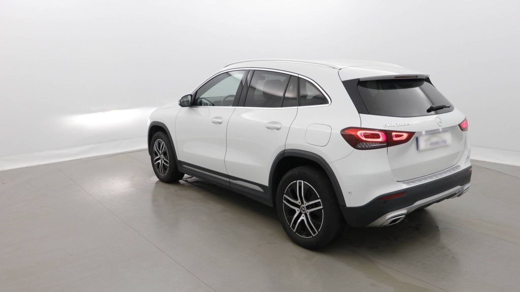 MERCEDES GLA Progressive Line 200 D 8G-DCT PROGRESSIVE LINE - ref: 5-1370743 - Photo 4