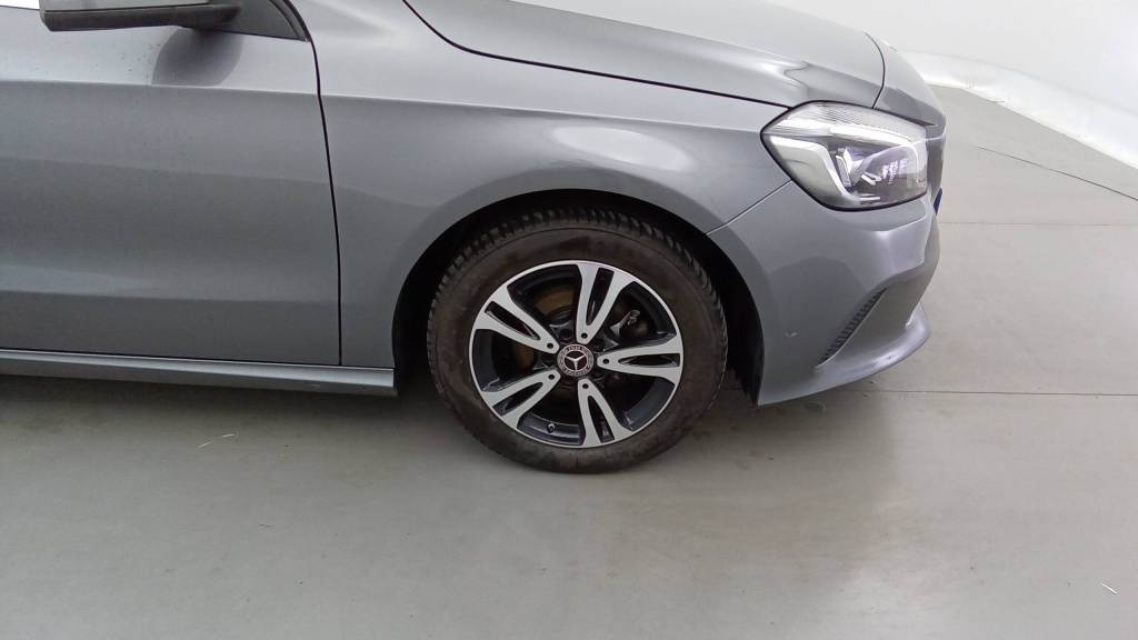 MERCEDES CLASSE A BUSINESS Business Edition CLASSE A 160 D 7G-DCT STYLE - ref: 5-1370970 - Photo 11