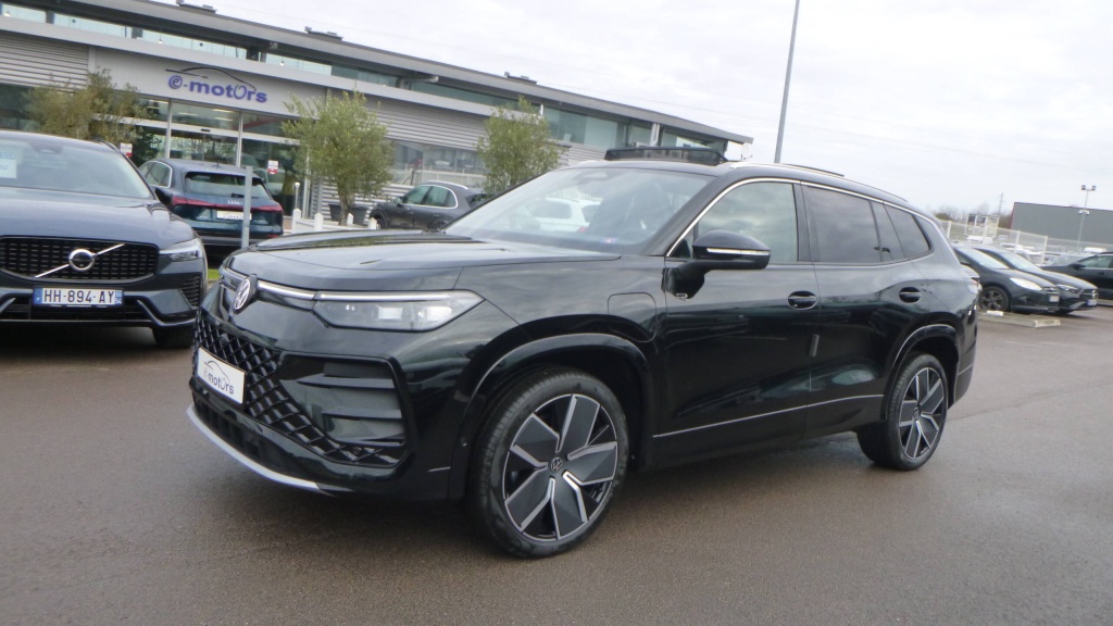 VOLKSWAGEN Tayron R-Line EHYBRID 272 DSG6 5PL R-LINE +TOIT PANO +JA20