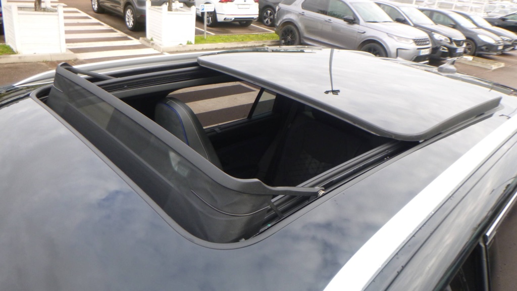 VOLKSWAGEN Tayron R-Line EHYBRID 272 DSG6 5PL R-LINE +TOIT PANO +JA20