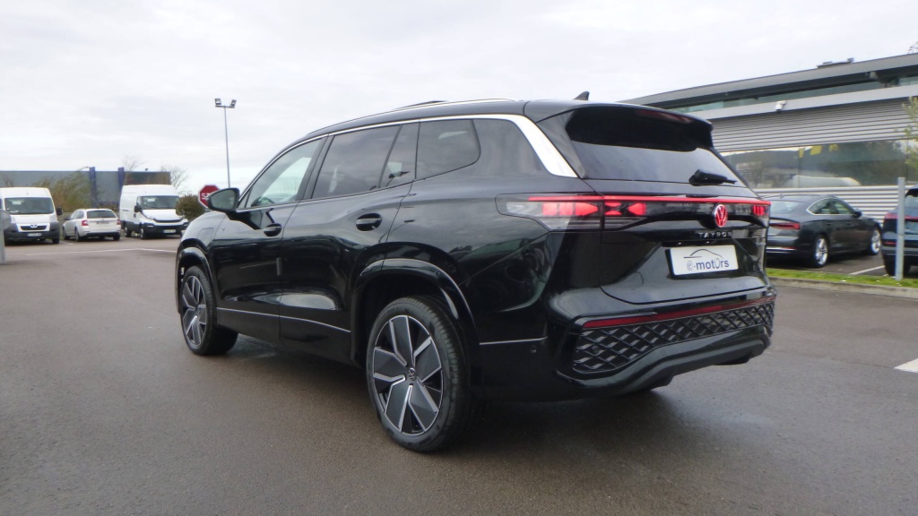 VOLKSWAGEN Tayron R-Line EHYBRID 272 DSG6 5PL R-LINE +TOIT PANO +JA20