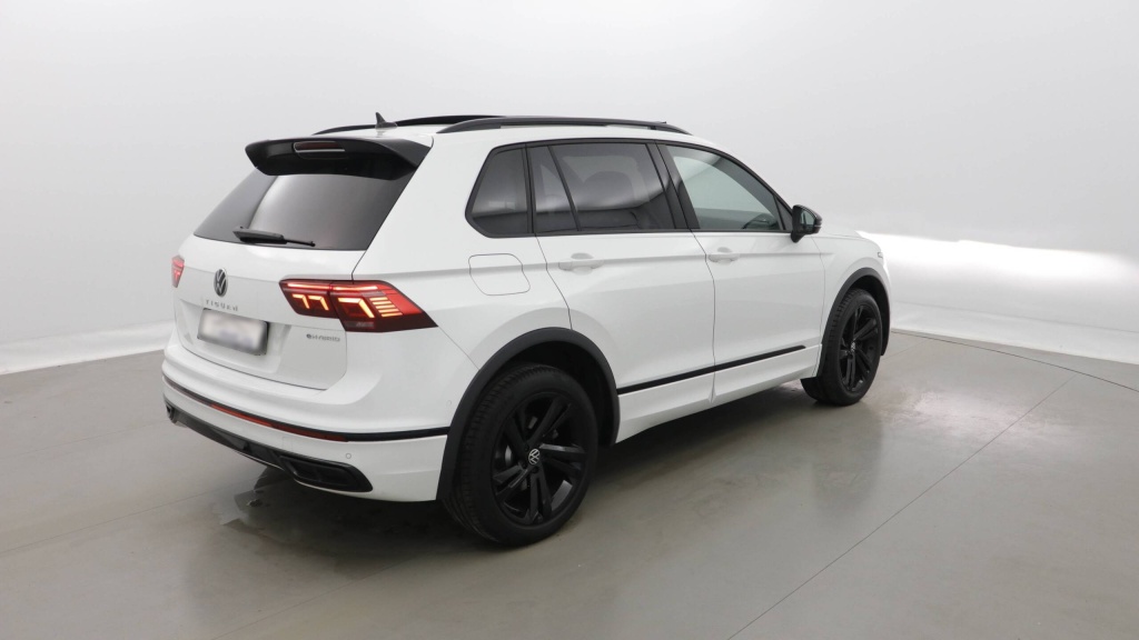 VOLKSWAGEN Tiguan R-Line 1.4 EHYBRID 245CH DSG6 - R-LINE + TOE +BLACK R-LINE +ATTELAGE - ref: 5-1374088 - Photo 6