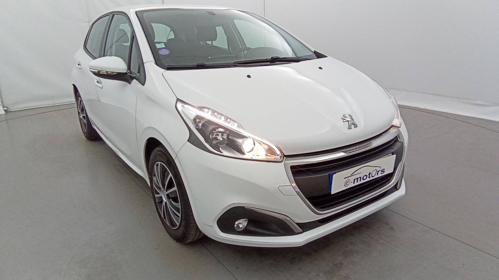PEUGEOT 208 Active PURETECH 82 ACTIVE +GPS  - ref: 5-1378842 - Photo 9
