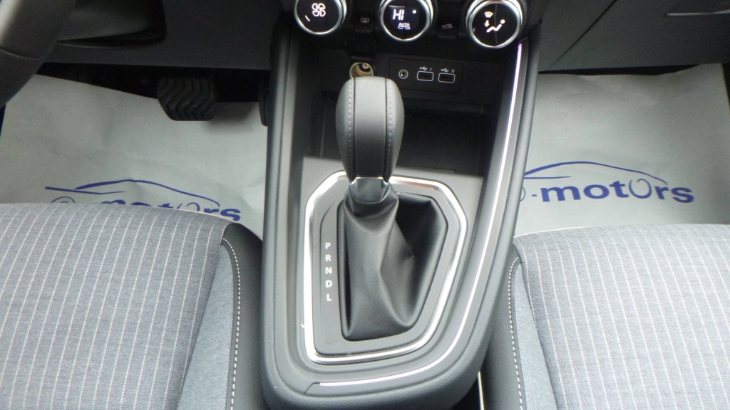 RENAULT Clio Techno CLIO TCE 90 X-TRONIC TECHNO +PACK LOOK - ref: 5-1378980 - Photo 19