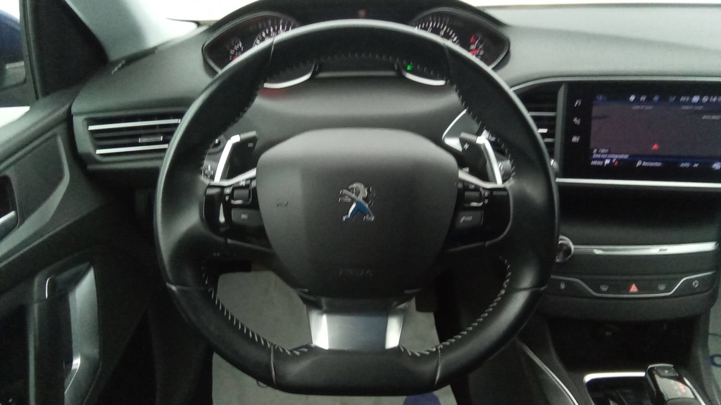 PEUGEOT 308 SW Allure PURETECH 130 EAT8 ALLURE +ACC - ref: 5-1379474 - Photo 13