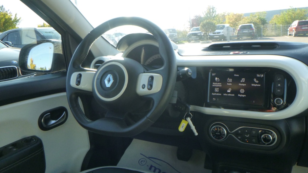 RENAULT Twingo Intens TCE 95 EDC - INTENS - ref: 5-1385247 - Photo 11