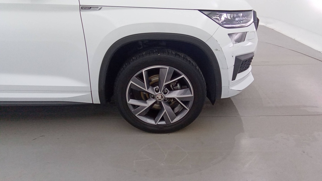 SKODA Kodiaq Sportline 1.5 TSI 150 ACT DSG7 SPORTLINE - ref: 5-1386035 - Photo 11