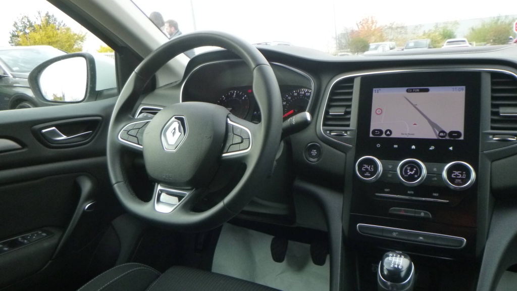 RENAULT Megane Techno BLUE DCI 115 - TECHNO - ref: 5-1389316 - Photo 14