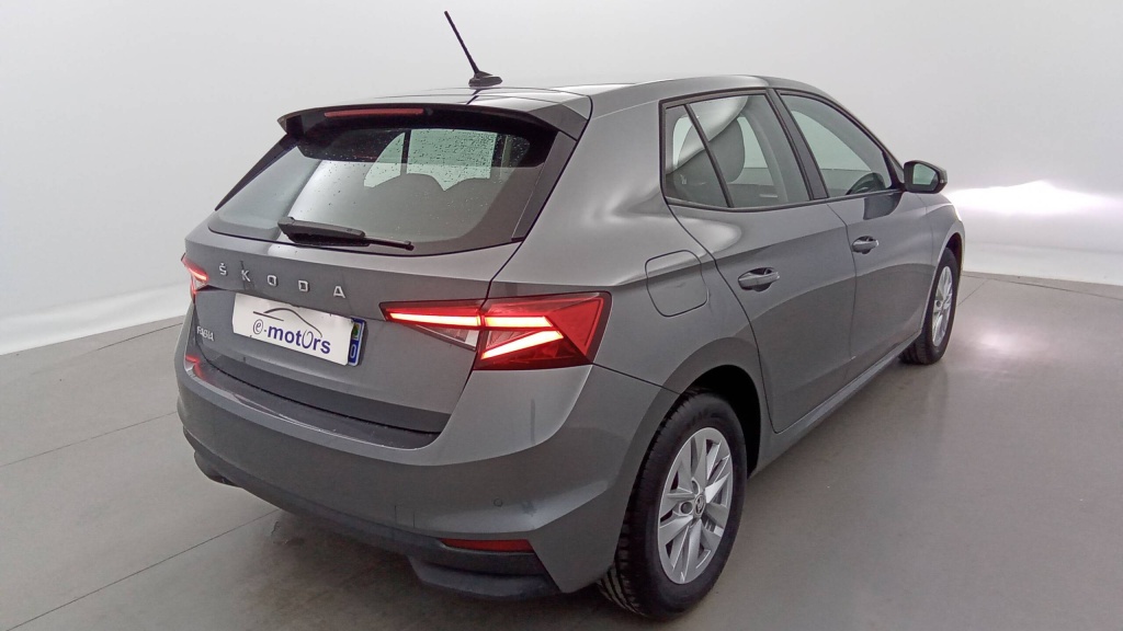 SKODA Fabia Ambition 1.0 MPI 80 CH BVM5 - AMBITION - ref: 5-1391391 - Photo 10
