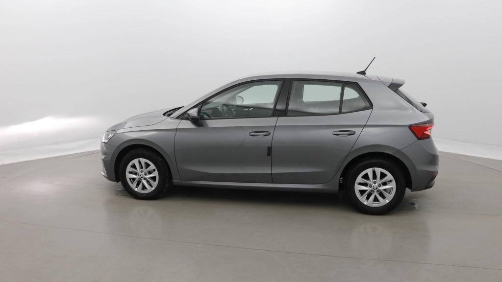 SKODA Fabia Ambition 1.0 MPI 80 CH BVM5 - AMBITION - ref: 5-1391391 - Photo 3