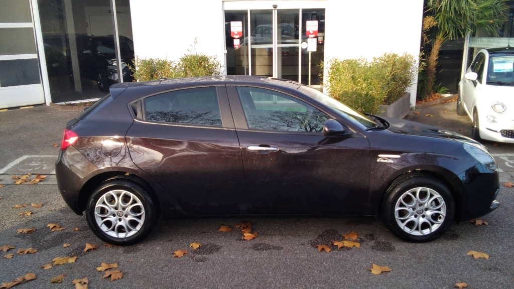 ALFA ROMEO GIULIETTA SERIE 2 Super 1.6 JTDM 120 CH S&S - SUPER - ref: 5-1391409 - Photo 4