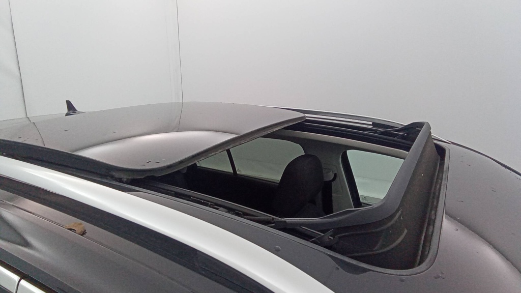 VOLKSWAGEN T-Roc Lounge TSI 110 START/STOP LOUNGE +TOIT PANO +SYSTEME NAVIGATION & INFOTAINMENT 