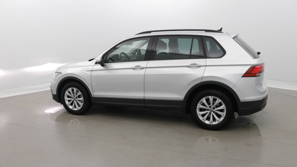 VOLKSWAGEN Tiguan Tiguan TDI 150 DSG7 +Caméra +Clim auto TDI 150 DSG7 +CAMERA +CLIM AUTO - ref: 5-1392807 - Photo 3