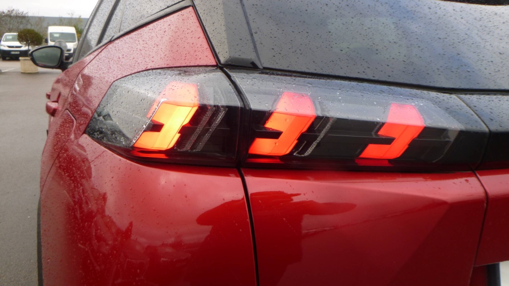 PEUGEOT 2008 Allure Pack PURETECH 130 S&S BVM6 - ALLURE PACK - ref: 5-1393675 - Photo 10