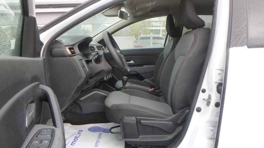 DACIA Duster Extreme BLUE DCI 115 4X4 EXTREME - ref: 5-1394641 - Photo 16