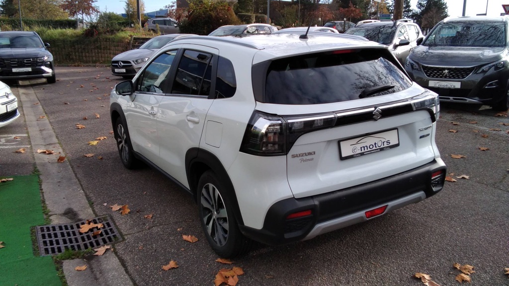 SUZUKI S-Cross Style 1.5 DUALJET HYBRID AUTO - STYLE - ref: 5-1394866 - Photo 7