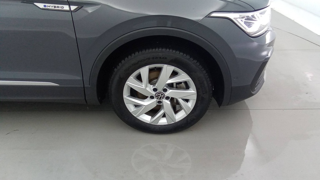 VOLKSWAGEN Tiguan Elegance Exclusive EHYBRID 245 DSG6 ELEGANCE EXCLUSIVE - ref: 5-1398600 - Photo 11