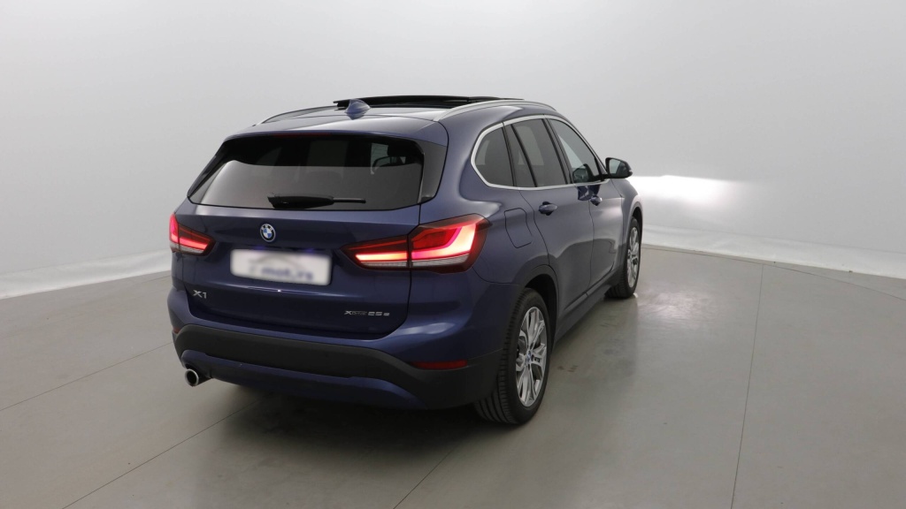BMW X1 Business Design X1 XDRIVE 25E 220 BVA6 DESIGN +TOIT VITRE +SIEGES CHAUFFANTS - ref: 5-1421389 - Photo 5