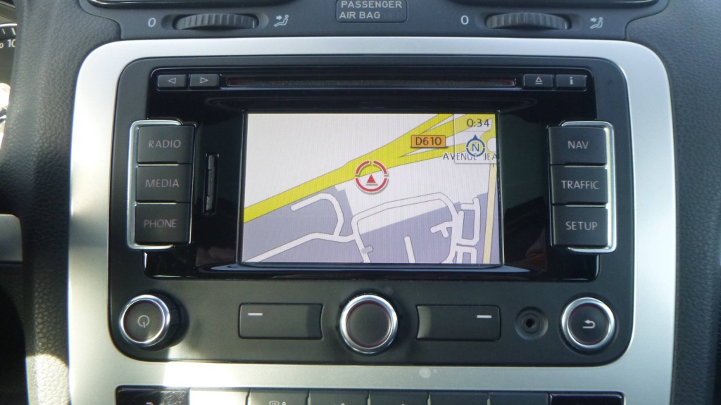 VOLKSWAGEN Scirocco Sportline 2.0 TDI 140CV - SPORTLINE +TOIT - ref: 5-1424634 - Photo 20