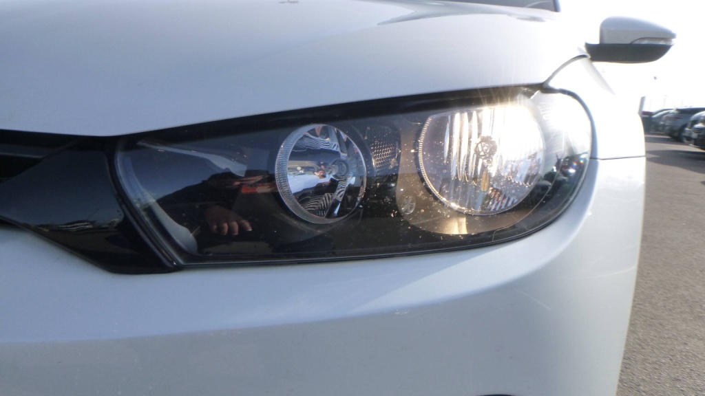 VOLKSWAGEN Scirocco Sportline 2.0 TDI 140CV - SPORTLINE +TOIT - ref: 5-1424634 - Photo 9