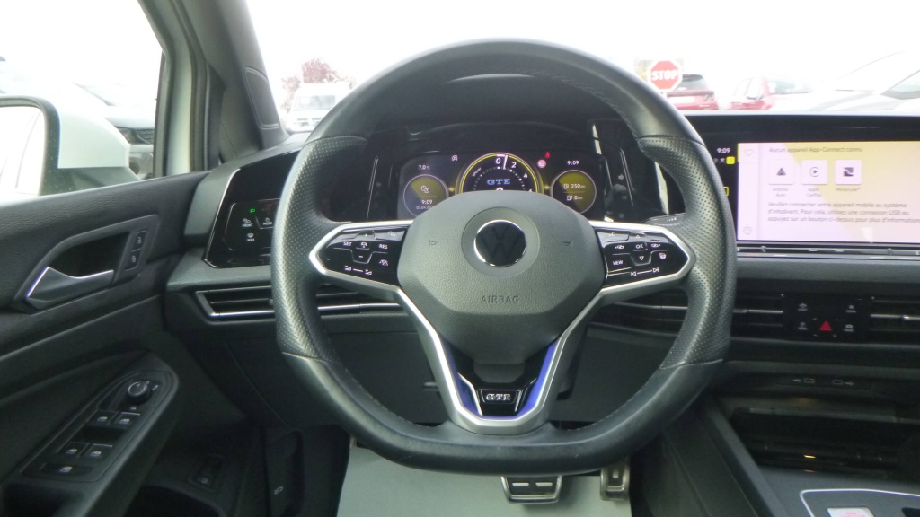 VOLKSWAGEN Golf GTE 1.4 HYBRID RECHARGEABLE OPF 245 DSG6 - GTE - ref: 5-1425668 - Photo 13