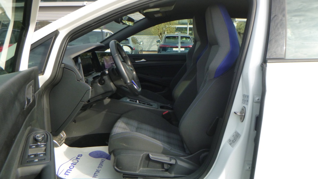 VOLKSWAGEN Golf GTE 1.4 HYBRID RECHARGEABLE OPF 245 DSG6 - GTE - ref: 5-1425668 - Photo 15