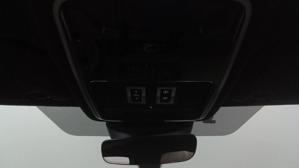 LAND ROVER Range Rover Velar Première Edition FIRST EDITION D300 BVA FULL OPTIONS - ref: 5-781253 - Photo 17