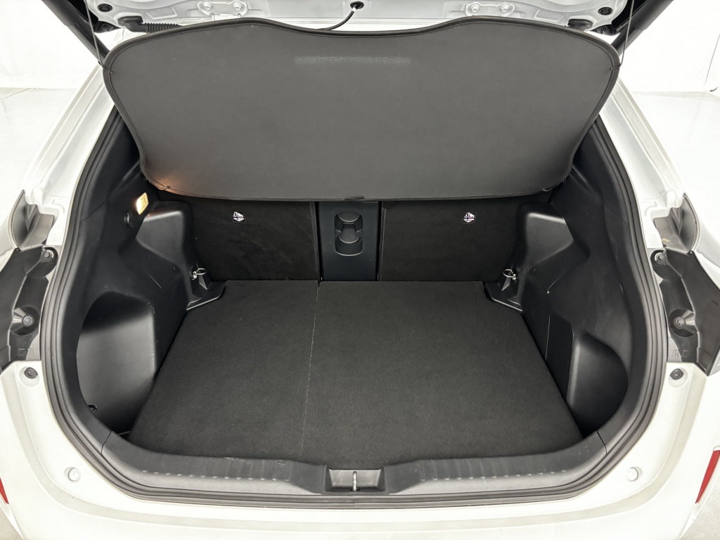 TOYOTA Yaris Cross Trail Cross Hybride 116h 2WD - ref: 6-2971x172192 - Photo 9