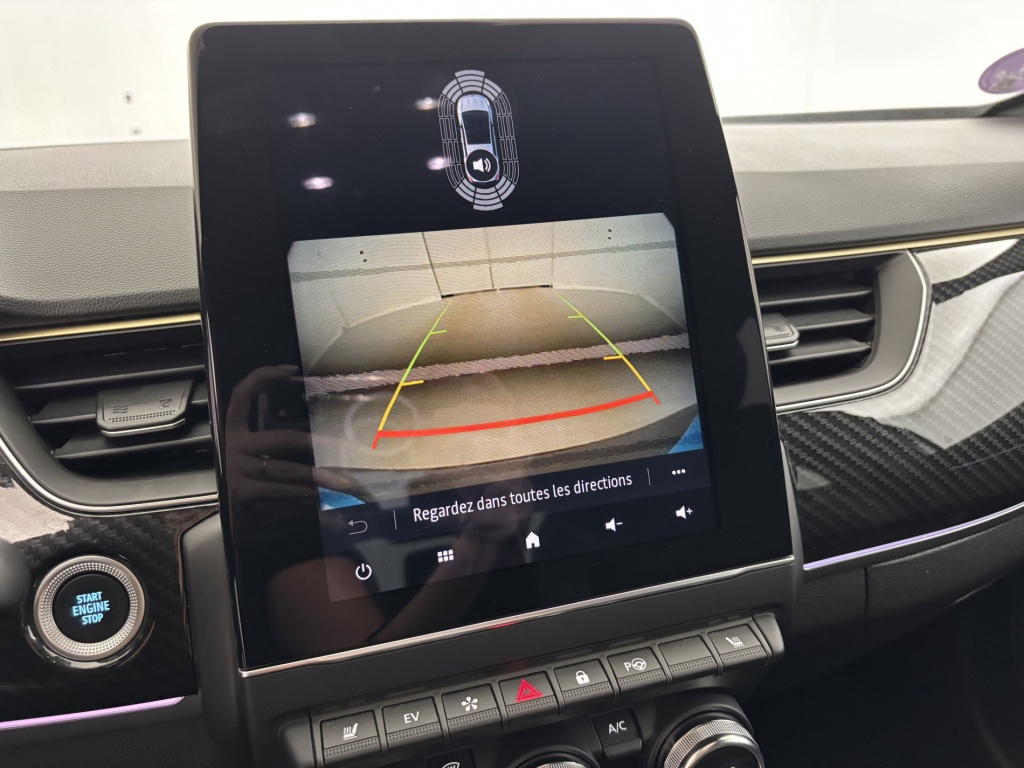 RENAULT Arkana Engineered E-Tech hybride 145 22 - ref: 6-2971x177993 - Photo 19