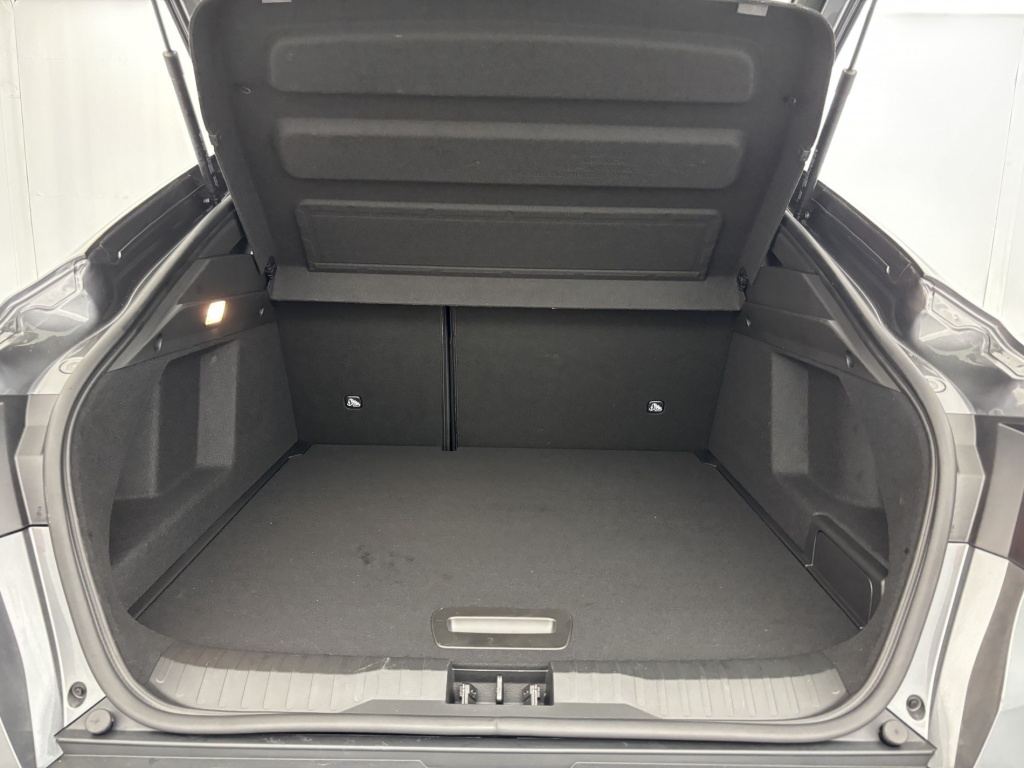 RENAULT Arkana Engineered E-Tech hybride 145 22 - ref: 6-2971x177993 - Photo 9