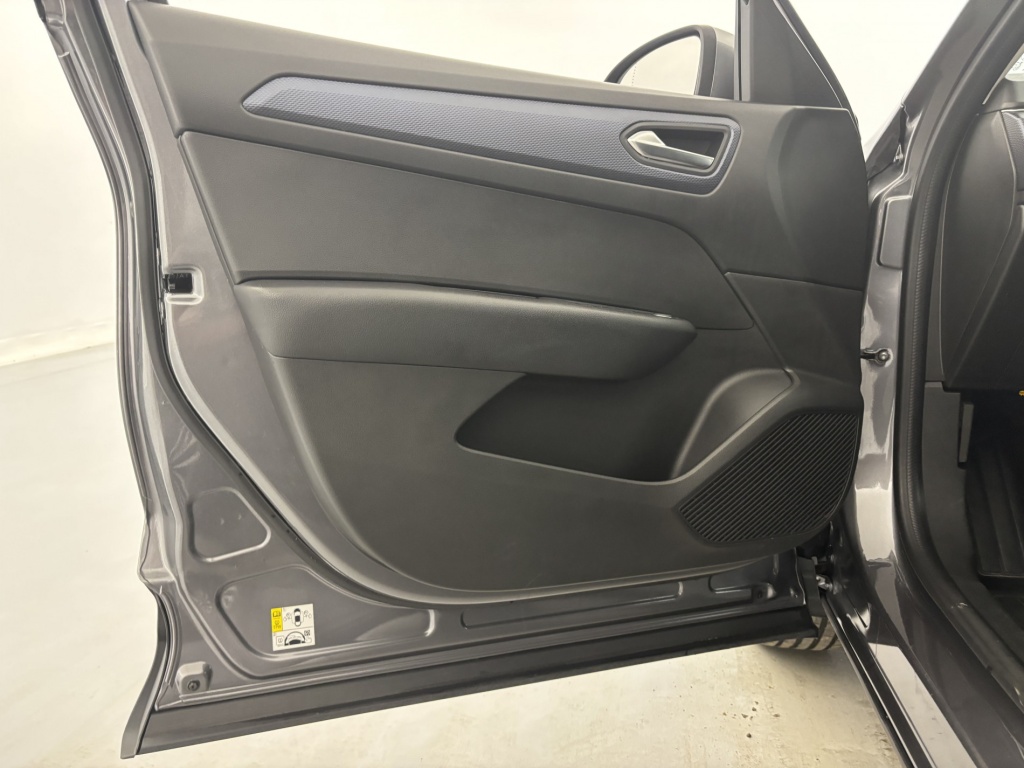RENAULT Arkana Evolution mild hybrid 140 EDC FAP 22 - ref: 6-2971x183426 - Photo 12
