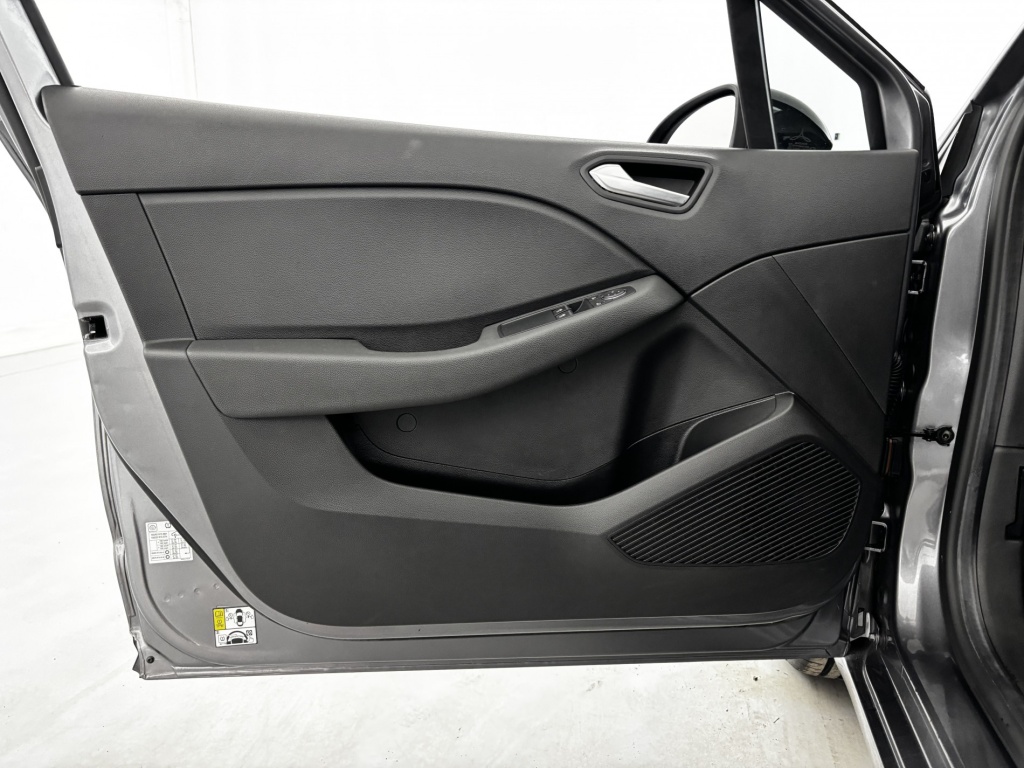 RENAULT Clio Equilibre TCe 90 - ref: 6-2971x184044 - Photo 12